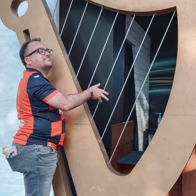 Ingénieur informatique le jour, influenceur rock la nuit. Heureux papa de https://t.co/61179wFEzs depuis 2006