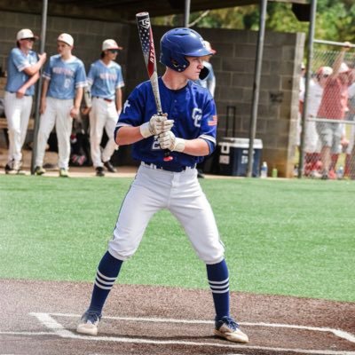 rustonhern02's profile picture. 2026, 5’9 165, MIF, 3rd Baseman