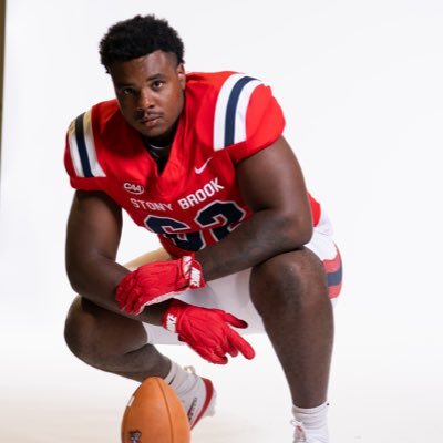 MichaelOdell_'s profile picture. DT @stonybrookfb |🏠845 |6’3 285|