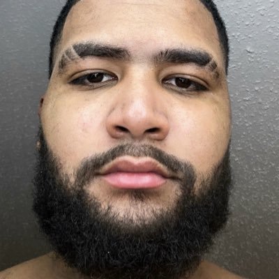 18+ | 100% Straight Male 🦍 | Content Creator |Big Boy 6’2 | XXL FREAK 😈 | ONLY ANSWER DM’S ON ONLYFANS 😌 | $10 DM FEE 📲 | $100 UNNLOCK FEE ‼️ | DM4COLLABS