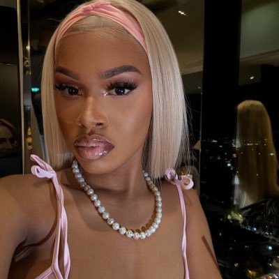 AFROFEM. je vais jamais arrêter. les femmes noires d’abord !! IG et Ytb: prettysSsammy