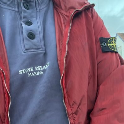 Hereford FC fan. Adidas & Massimo Osti enthusiast. Seam up bowler. SW Cornwall habitué