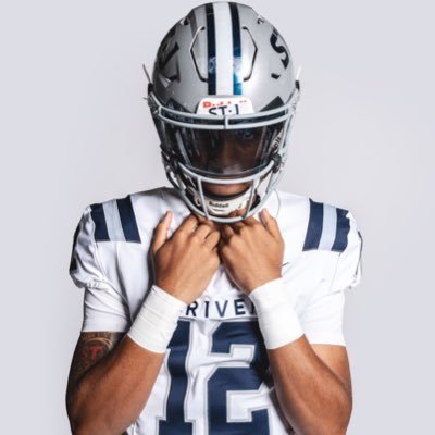 Class of 2027 Maryland | 3.88 GPA 6’2, 170 lbs QB @ The St James Academy Coach: @Overtondarryl