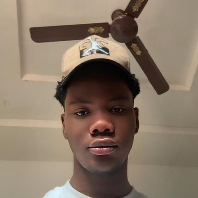 Doneskty's profile picture. 