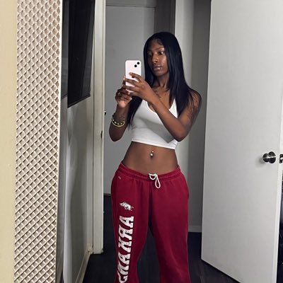 👩🏽❤️👩🏿TELL YO MAN I LIKE YOU/subscribe to my OF// iG .FUNSiZE.LYNN