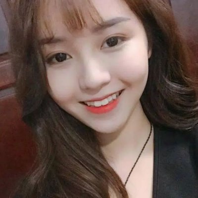 AnnaJohnso83091's profile picture. 