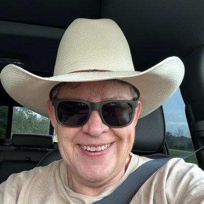 Christian, conservative, big 2A supporter, Animal nutritionist (ruminant), Texas ranch born & bred (even if I’m currently in Illinois), WT5C, no DMs