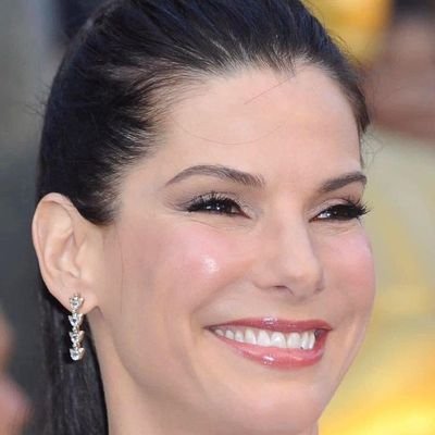 Sandrbullocks's profile picture. be cautious of fake accounts! If you're looking to chat with me, my official WhatsApp number is +1(404)430-023 I'm only active on this number, so please verify