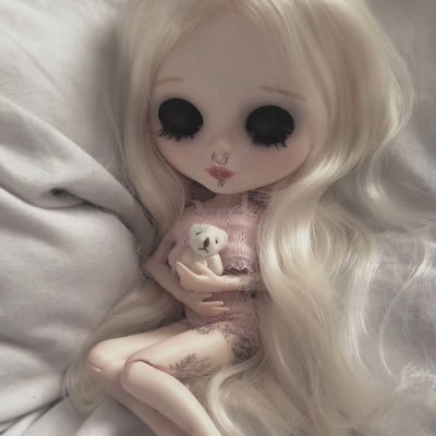 looking for a sugar daddy 🪽 send some love here : https://t.co/cTYwa5pQTW