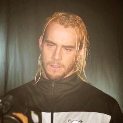 zarucapunk's profile picture. punk luvr ʚ♡ɞ˚ fan acc