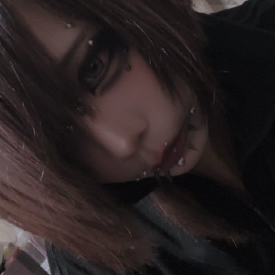 概念と共に。theGazettEと共に。生涯ゼッター生涯異端児。愛してます。@silvia_13xx ←本垢の裏