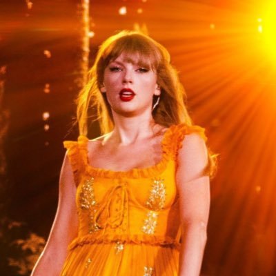 24🇮🇹she!her student📚animal advocate acc @_taysmyoxygen1d 🐝ot5 1D⚓️ taylor❣️ed🐱shawn🌛 emma stone🎭 mike🦜💐NCIS🦩@ShawnMendes followed my acc s at 6.5k