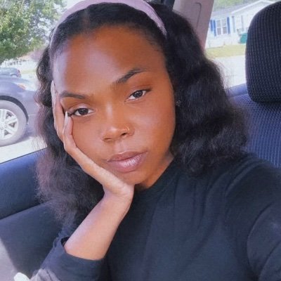 drink water & focus on yourself, you'll live a longer life 🤷🏾♀️ #DSUAlumna #USARMYVET👨👩👧👦💕 #WilmUAlumna 🌈🌈 #familytherapist #TheBoyds 💕