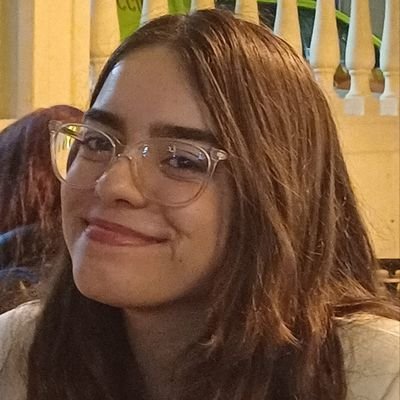 microtubul4r's profile picture. Bióloga, estudiante de Biomedicina e intento de divulgadora 🧬