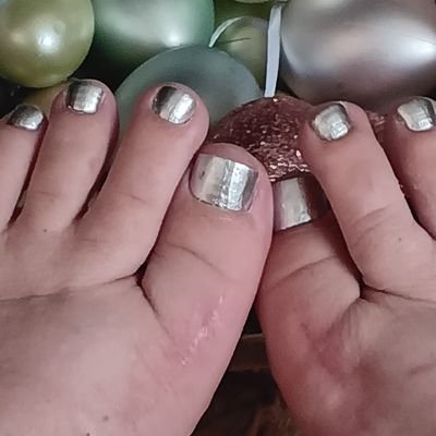 butterflytatus's profile picture. In a world full of bran muffins, I'm that cupcake with sprinkles! 🧁 My snarky side roams free here because there are no leash laws. #SvenPals #Svengoolie