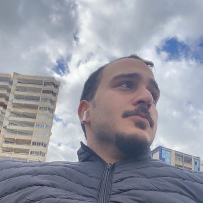 LLB - LLM Private Law - PhD Researcher لَا يَترك الناس شيئا مِنْ أَمر دينهم لِاسْتِصْلَاح دنياهم إِلَّا فَتَحَ اللَّه عليهم مَا هُو أَضَرُّ مِنْه