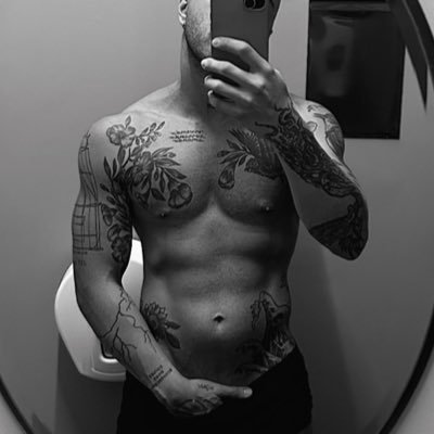 matnichelatti's profile picture. sagitariano raiz 💁🏻‍♂️