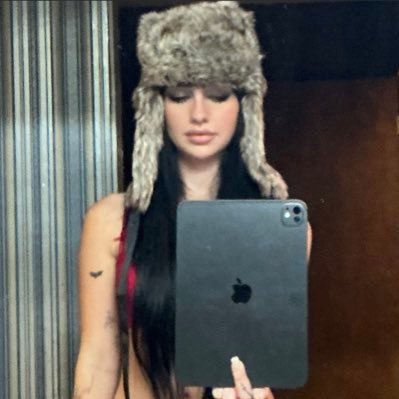 ItsNemahsis's profile picture. NI HAO FINE SHYT 🗣️🇯🇴