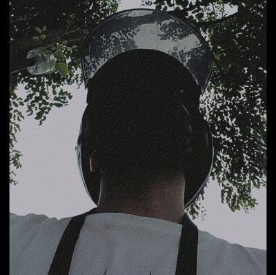 single | 165 | rada chubb
                                                                                    mager jbjb tapi masih idup kok ✌🏻kenalan DM ae 😉