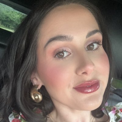 Miss_Renshaw's profile picture. Bear Tavern 1st grade #kindenessmatters