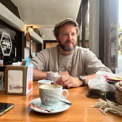 Reporter @POLITICOeurope — mostly agriculture & food 💙💛 Find me on blue ☁️ https://t.co/Rq7BJ08JtV