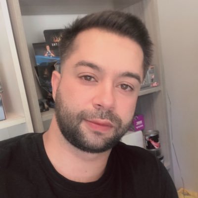 aziz_ayata's profile picture. Takip edeni takip ederim