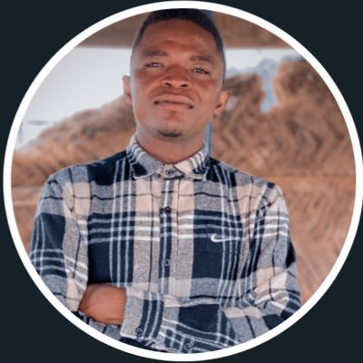 Humble and focus🥰 calm , very determined in life 😂like watching football ,movies, music,reading and party 🎊 around 🤣.. l love hanging out with friends