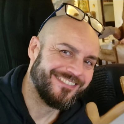 gomgar_jesus's profile picture. Simplifica lo fácil, no compliques lo difícil.