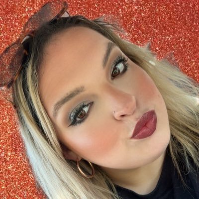 25|mama| ttpd, evermore, rep, red tv. manifesting meeting taylor one day!! TN x3🪩 ERAS: Philly N3| licensed esthetician- ask me ab skincare please