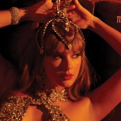 sapphmore's profile picture. they want a contract with real madrid