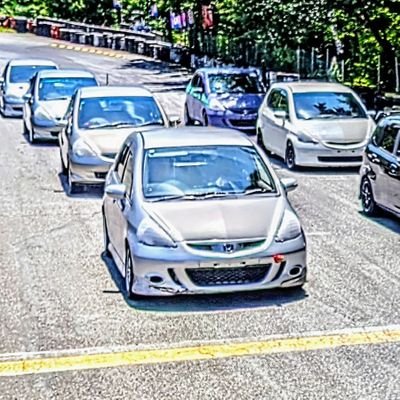 igaguri1971's profile picture. 元某ディーラーの整備士でメンタルブローして紆余曲折の人生🤭後悔しない人生を😁子供も成人してEF9やら13ヴィッツやマーチAutechやら車好きに囲まれて嫁さんも自分もGD3フィットに😉にネコ好きでもある😍下手なのに写真も撮ります無印Canon6D+24-105L #gd3