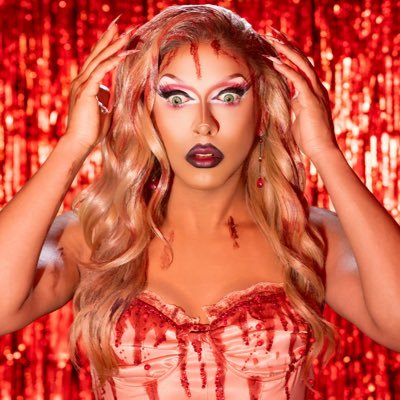 Bay Area, CA based Drag Performer, Emcee & Comedian. Horror Enthusiast and host of Screams & Queens 😱👑