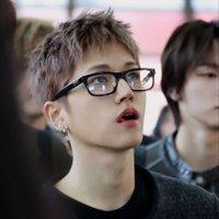 ashrive (@r1veash) 's Twitter Profile