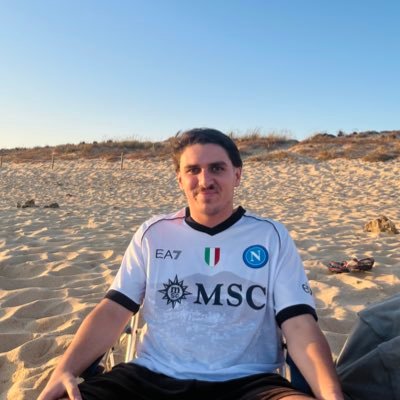 BSc in Management | Football Analysis Enthusiast 🔎✍🏻 @setentaeoito_