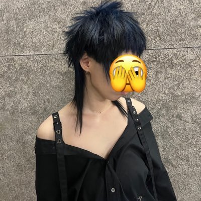 発達障害(ASD・ADHD)・双極性障害。 個性的なヘアやファッションが大好きです👘今はモデルのお仕事頑張ってます💪……実は🍨好き♥️🔥も🌙も大好き( *´꒳`)エヘ💗レビュー出来ます📚☡✍🏻変態人妻が帰ってきたよん( *´꒳`*)੭