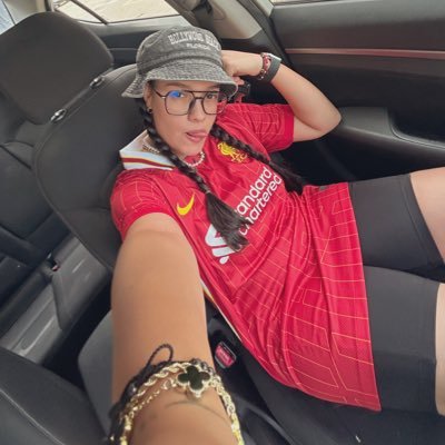 Isabellamorao's profile picture. 🎹⚽🎙️📝 “No estoy planeando perder la venida al mundo.”