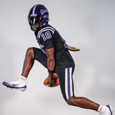 Trust God • 3.2 gpa •‘27 • Ben Davis (IN)• ATH • 6’0 170 • contact: (317)907-2460 • jaymurph0804@gmail.com head coach: @RussMann09