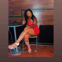 8/12 (@mstinasnow_) 's Twitter Profile