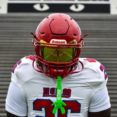 Student Athlete Hermitage High school ATH c/o 2026 5”10 210 RB/MLB 3.0 gpa Email: luhwill12345@gmail.com 8044754047