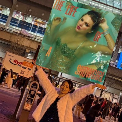 love @taylorswift13 since 2007. ✴︎1989 in tokyo 2days ✴︎Rep in Nashville,Japan2days I met Taylor Swift 11.06.2019 ✴︎ The eras in LA,Tokyo, Vancouver