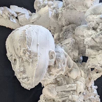 loosemeds's profile picture. trash surfer