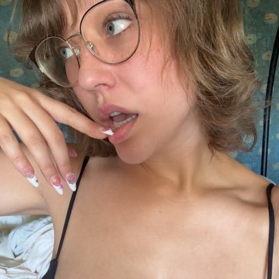 Nicoole180's profile picture. All post by me Backup Acc