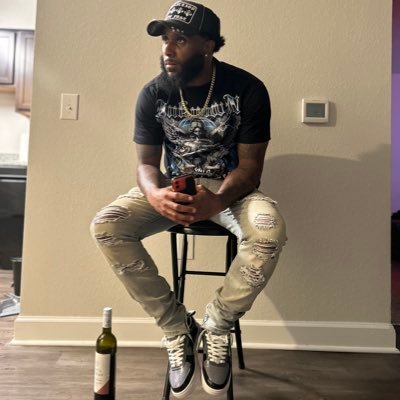 {New Page} Fetti Train Billionaires 🏦🚂 #FT🅱️ Gritty Garments Ambassador👖👕 #Knicks #Giants #Yankees