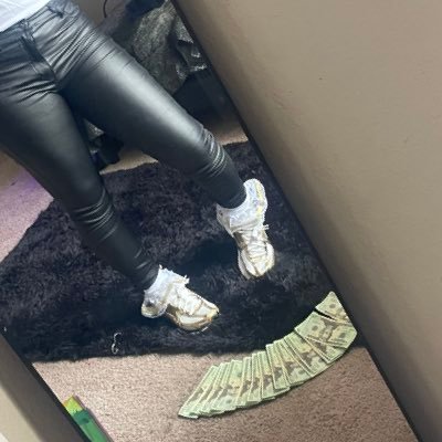 msfatpuxxy's profile picture. 