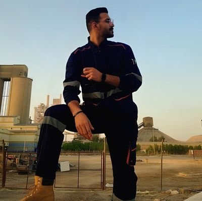 نرجسي مثالي متناقض متغطرس
إن كنت تصدّق كل مايُقرأ فلا تَقرأ كل ما أكتب ❤️🚬
@dukanorg