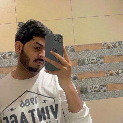 OmGoyal35372's profile picture. Full stack AI intern