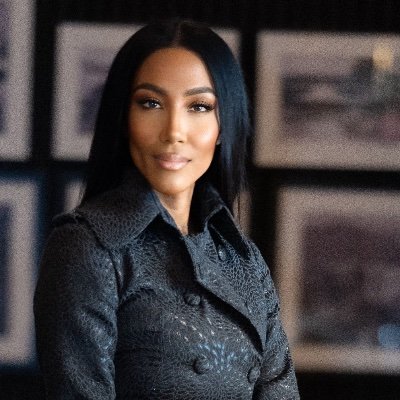 lexichow's profile picture. 