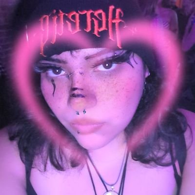 28, emo raver ✌🏽🌈🦄💋
FUCK ICE. FREE PALESTINE. PLANT MORE WILDFLOWERS. TWITCH: GHOSTXCAT04 🐈⬛🕊️🌻🪻🐞🐝🌸 I ❤️ CARSYN MY GF
