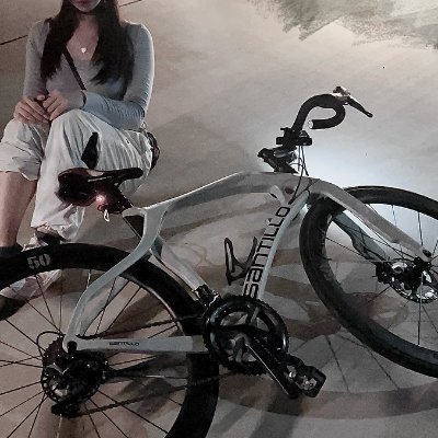 ロードバイク・サイクリング🚴♂️🌿 往復100キロ走破を目標に楽しんでます💪✨ 筋トレ🏋️♂️、ジョギング🏃♂️、ポートレート📸 カッコいい自転車乗ってる方、フォローさせていただいてます!🙏🔥