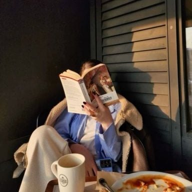 thongtinduhoc03's profile picture. 